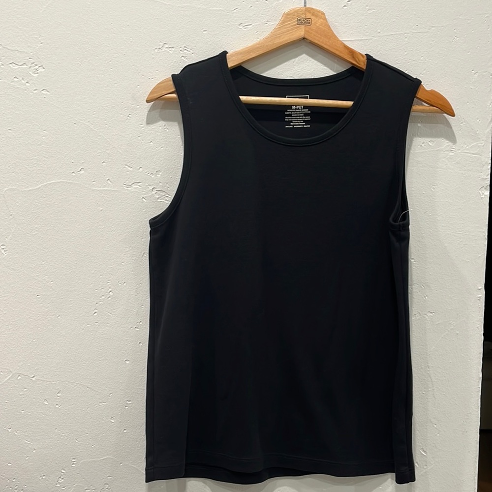 L.L.Bean top size M